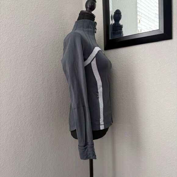 LULULEMON Define Full Zip Jacket Coal Gray Wee Stripe Sz 6 - Picture 4 of 12